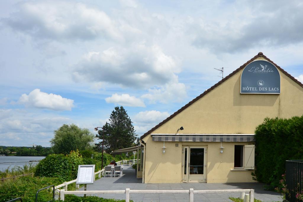 Logis - Hotel & Restaurant Des Lacs Paris Sud 韦瑞-夏特林 外观 照片