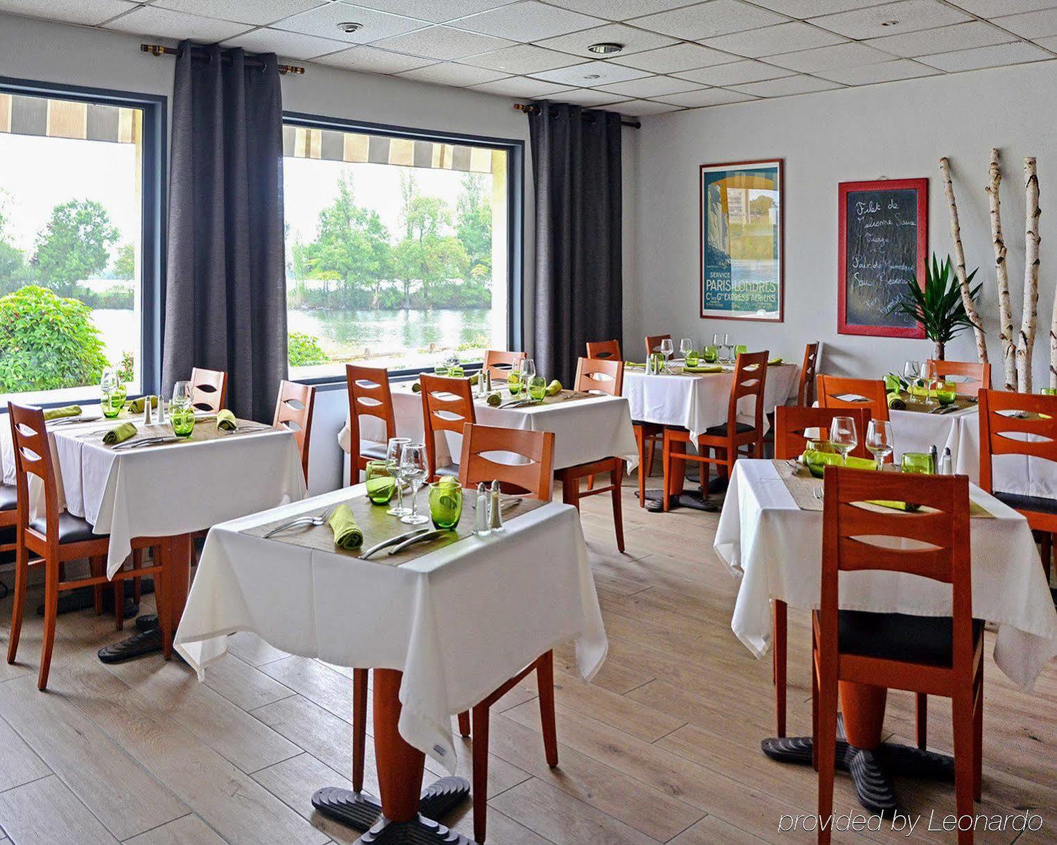 Logis - Hotel & Restaurant Des Lacs Paris Sud 韦瑞-夏特林 外观 照片